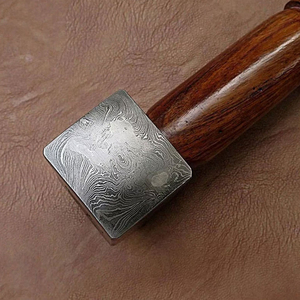 Martillo de Acero de Damasco con Mango de Madera, Personalizable para Bricolaje y OEM, Alta Durabilidad, Golpe Suave, Agarre Suave, Patrón Natural del Cuerpo - Product Image 5