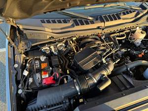 F-250 Super Duty Lariat Tremor 4x4 2022, moteur V8 de 7,3 litres, pack tout-terrain Tremor, peu modifié - Product Image 6