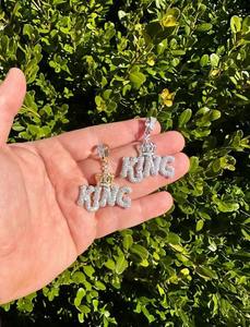 Pendentif couronne de roi en argent sterling 925 blanc pour hommes, moissanite glacée avec diamant plaqué style hip hop, cadeau pour elle - Product Image 3