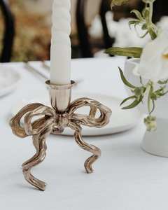 Bougeoir à arc en laiton vintage, chandelier conique décoratif pour table et décoration intérieure - Product Image 4