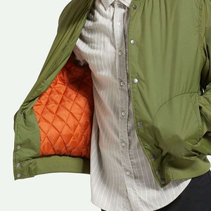 Chaqueta Bomber Verde de Invierno para Hombre, Lavable, Servicio OEM al por Mayor, Logotipo Personalizado en la Parte Delantera, Transpirable, de Secado Rápido y Resistente al Viento - Product Image 4