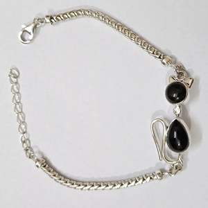 Bracelet artisanal en argent sterling 925 de 7,0 pouces, motif chat en onyx noir, forme animale, par Navya Craft - Product Image 5