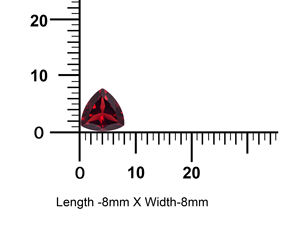 พลอยโกเมนโมซัมบิกธรรมชาติ 8x8 มม. ทรงไตรลอนเจียระไน สำหรับออกแบบเครื่องประดับที่สวยงาม - Product Image 5