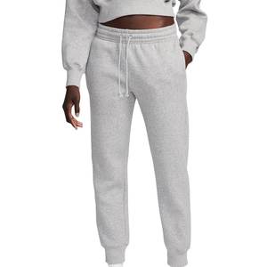 Vente en gros de survêtements de sport de plein air gris avec logo personnalisé pour femmes, ensembles de survêtements avec poche zippée, 2 pièces, grandes tailles, pour automne - Product Image 4