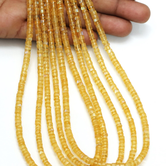 สีเหลือง