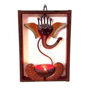 Idéal pour l'éclairage, cadeau, porte-bougie mural Ganesha, artisanal indien, décoration Diwali Pooja, accent spirituel, culte quotidien à la maison - Product Image 1