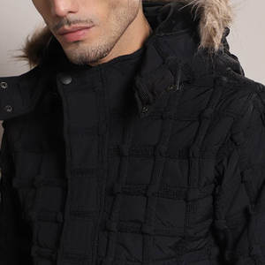 Chaqueta Acolchada de Lona con Capucha y Cuello Alto para Hombre, con Logotipo Frontal, Impermeable, Reversible, Duradera, Ecológica, Estilo Urbano para Invierno - Product Image 4