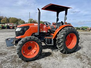 รถแทรกเตอร์ฟาร์ม 2019 คูโบต้า M7060 4x4 ขับเคลื่อนสี่ล้อ เครื่องยนต์ทรงพลัง ขนาดกะทัดรัด - Product Image 2