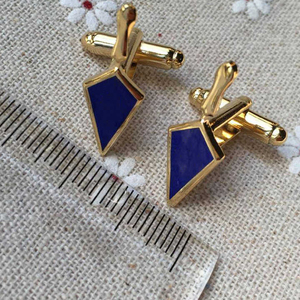 Gemelos de Masonería personalizados 2025, diseño de escudo de esmalte azul chapado en oro, estilo geométrico, accesorios de Regalia masónica, cepillo de Metal - Product Image 4