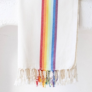 Toalla de Playa Turca Arcoíris con Banda a Rayas, 100% Algodón Peshtemal - Product Image 3