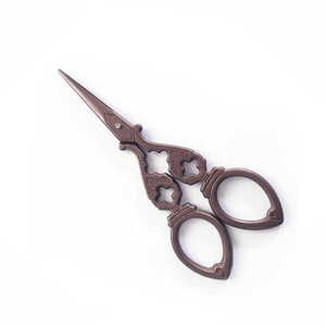 High Quality Fancy Embroidery Scissors With Sharp Blades Embroidery Scissors - Product Image 4