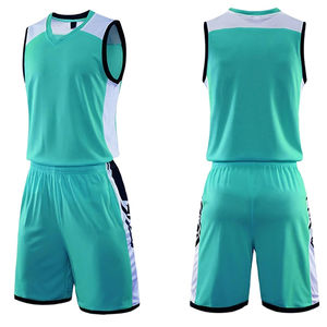 Conjunto de uniforme de baloncesto para hombre hecho en Pakistán 2025, transpirable, último diseño, impresión por sublimación, camiseta y pantalones cortos para equipo - Product Image 5