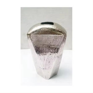 Top qualité métal fleur Vase Design attrayant à la main Pot de fleur événement décoratif abordable meilleur métal argent porte-fleur - Product Image 6