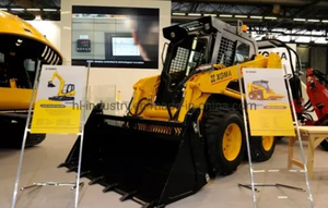 آلة كييرماشين XGMA لتنظيف الطرق، جرافة صغيرة لحفر الخنادق مع تحكم عن بعد، جريدر مثبت للتحكم بالانزلاق XG30090 - Product Image 5