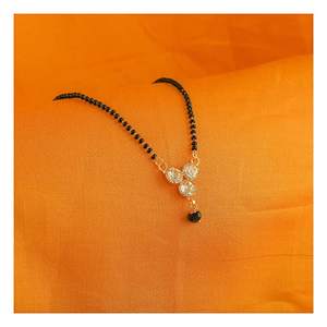 Mangalsutra artificial elegante para mujer con pendientes a juego, joyería india tradicional a precios de mayorista - Product Image 6