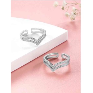 Best Quality <b>Custom</b> Engraved 925 Silver <b>Rings</b> in Heart Shape for Women OEM Jewelry Manufacturer Available for Best price - Product Image 1