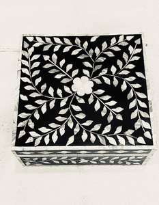 Grandes boîtes de rangement en bois MDF faites à la main avec incrustation de perles Meilleure qualité pour diverses utilisations pour les bijoux - Product Image 1