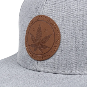 หมวกเชือกหมวกกอล์ฟคุณภาพสูงพร้อมหมวก Trucker Snapback โลโก้ที่กําหนดเองขายส่งจากเวียดนาม Snapback Cap ปรับบุรุษสตรี - Product Image 2