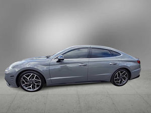 SONATA N LINE SEDAN FWD 2022 d'occasion, extrêmement propre, transmission automatique à 8 vitesses, 290 CV - Product Image 6