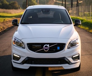 VOLVO V60 POLESTAR 2016 d'occasion, conduite à gauche/droite - Product Image 1