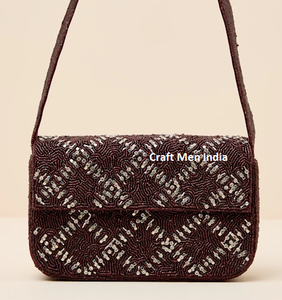 Impresionante Bolso de Hombro con Cuentas, Bordado a Mano con Piedras y Perlas, Material Vintage, Estilo Dama, para Novias, Bodas y Fiestas - Product Image 1