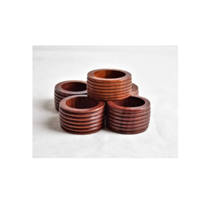 Nouveauté Anneaux de serviette en bois de Noël Décorations de table délicates pour les fêtes Anneaux en bois pour pièce de décoration - Product Image 1