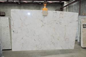 Escaliers en onyx rétroéclairé, marches et contremarches en pierre naturelle, dalles en onyx blanc neige, panneaux en marbre rétroéclairé, design d'intérieur de luxe - Product Image 2