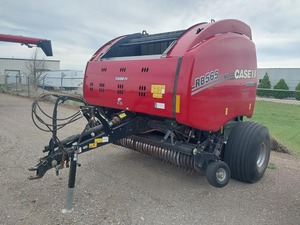 ซื้อเครื่องอัดฟางกลม Case IH RB565 คุณภาพสูง ปี 2021 สำหรับอัดฟางหญ้าแห้งและฟางข้าว ราคาถูก มีจำหน่ายแล้ว - Product Image 3