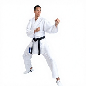 Uniformes de karaté OEM pour hommes et femmes, uniformes de qualité supérieure à bas prix pour l'entraînement de karaté et les matchs professionnels - Product Image 1