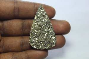 ที่ดีที่สุดคุณภาพขายร้อนธรรมชาติหายากพบลูกแพร์ตัด Pyrite พลอยหลวมสําหรับเครื่องประดับโดยผู้ค้าส่งและส่งออกชาวอินเดีย - Product Image 2