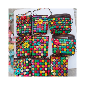 Bolso de moda con mosaico de cáscara de coco, material: rebanadas de cáscara de coco; uso: eventos nocturnos; origen: artesanía de Vietnam - Product Image 4