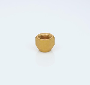 BrassBlizz Écrou à sertir 5/16 X 5/16, filetage 1/2 - 20, 45° °   Raccord en laiton SAE 1200 PSI pour la climatisation et la réfrigération - Product Image 1
