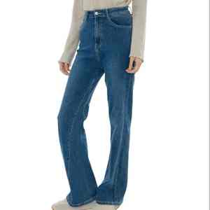 Jeans en denim pour homme, coupe slim, droite, taille mi-haute, déchirés, usés, lavés, respirants, style streetwear d'été - Product Image 1