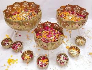 Akhand Jyot Diya Maravillosa lámpara de aceite Om Akhand hecha con latón llamado Kuber Diya o Deepak también por los comerciantes MHQ - Product Image 6