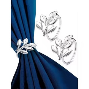 Anneau de serviette décoratif en acier inoxydable avec finition or et argent pour hôtels, banquets, événements haut de gamme - Product Image 2