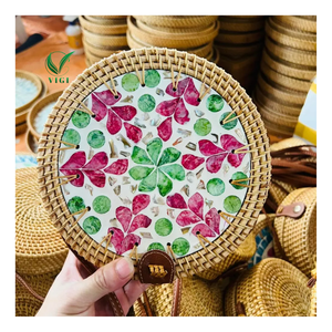 Bolso de mano de algas marinas de moda con incrustaciones de nácar para ir de compras - Product Image 1