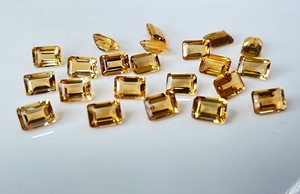 Citrine naturelle coupe octogone 5x7mm à facettes-pierre précieuse coupe octogone en citrine lâche de qualité supérieure - Product Image 3