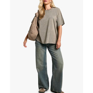 2026 nuevo diseño de Camiseta extragrande de ajuste Regular para mujer a la venta camiseta transpirable de algodón 100% para mujer en MOQ bajo - Product Image 3