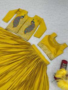 Bollywood Style jaune Lehenga Choli veste entièrement cousue Indo Western Blouse pour fête travaillé veste - Product Image 4