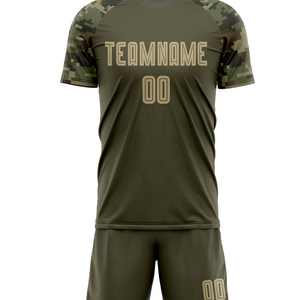 Uniforme de fútbol de poliéster 100% de alta calidad al por mayor sublimación personalizada transpirable hecho en Pakistán - Product Image 2