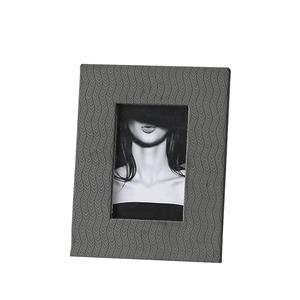 Cadre photo gris élégant pour mettre en valeur les souvenirs avec un charme minimaliste moderne pour la décoration du salon ou du bureau - Product Image 6