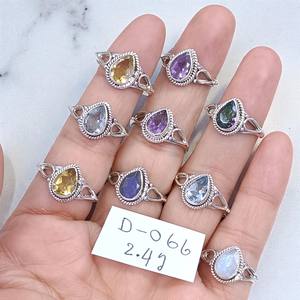 Anillo de Plata de Ley 925 con Corte de Pera y Múltiples Gemas Personalizadas, Anillo de Vástago Dividido, Joyería Hecha a Mano al por Mayor, Diseño Sencillo, Anillo de Boda Estilo Boho - Product Image 1