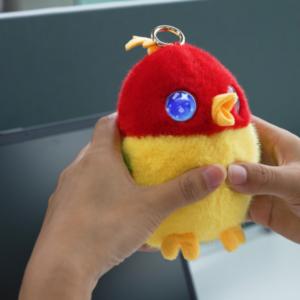 Jouet en peluche oiseau parlant IA, animal en peluche interactif intelligent, jouet en peluche personnalisé OEM, cadeaux de confort parfaits 2026 pour les tout-petits de 3 ans et plus - Product Image 1