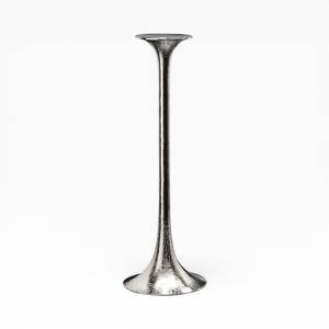 Juego de Portavelas Altos de Metal Plateado Martillado con Diseño Clásico Vintage para una Decoración del Hogar Elegante y Única - Product Image 5