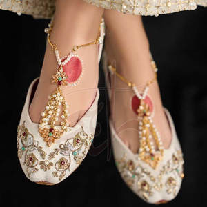 New Arrival Best Selling Women <b>Khussa</b> Velvet Anti-Slippery Handmade Genuine Leather Outsole Fashion Design All Seasons Use - Product Image 4