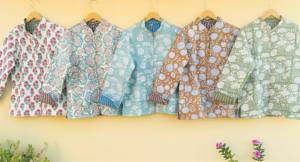 Manteaux réversibles matelassés en pur coton pour femmes Veste vintage faite à la main avec bouton plus proche Style Boho pour l'hiver - Product Image 5