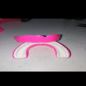 Protector Bucal de Boxeo Personalizado con Diseño de Dientes, Material de Silicato Ecológico y Logotipo Personalizado para Adultos - Product Image 4