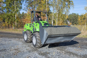 Cucharón de Construcción Avant, Accesorio para Cargadora Compacta, para Excavadoras de 1.2 Toneladas, Tipo de Cucharón Estándar, Peso de 75 kg - Product Image 3