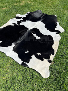 Suministro directo de fábrica Bajo MOQ Alfombras de cuero de vaca resistentes hechas a medida - Product Image 4