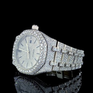 Exportation Qualité Exclusive Entièrement Blanc Bling Montre pour Hommes Avec Diamants Naturels et Quartz Chronométrage Disponible à la Vente - Product Image 2